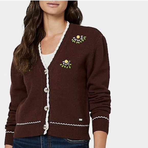 NWT Buffalo David Bitton
Landry Scallop-Trim Floral Detail Cardigan - Picture 2 of 5